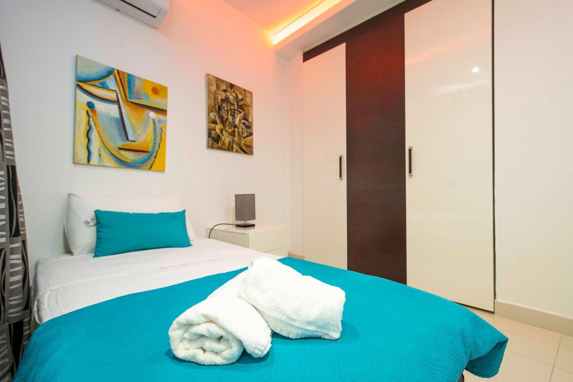 Apartamento Oceanfront 3br Penthouse Luxury & Views In Sliema